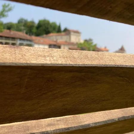 Barque Fleurie Avec Jardin * Aubeterre-sur-Dronne
