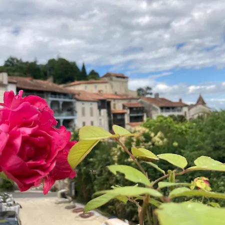 Barque Fleurie Avec Jardin