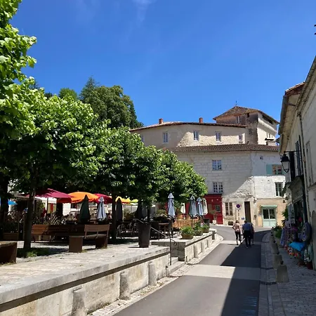 Barque Fleurie Esprit Retro, Jardin & Parking Prive *