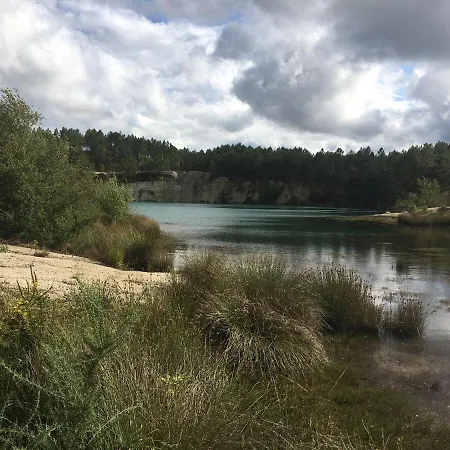 Апартаменты Barque Fleurie Esprit Retro, Jardin & Parking Prive Обтер-сюр-Дронн