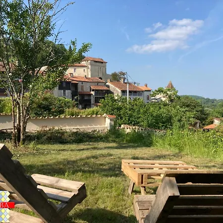 Barque Fleurie Maison Retro Avec Jardin Et Parking Au Coeur D'Aubeterre-Sur-Dronne Lejlighed