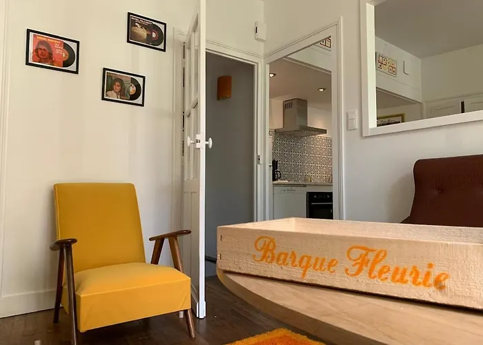 Barque Fleurie Esprit Rétro, Jardin&parking Privé Apartamento *